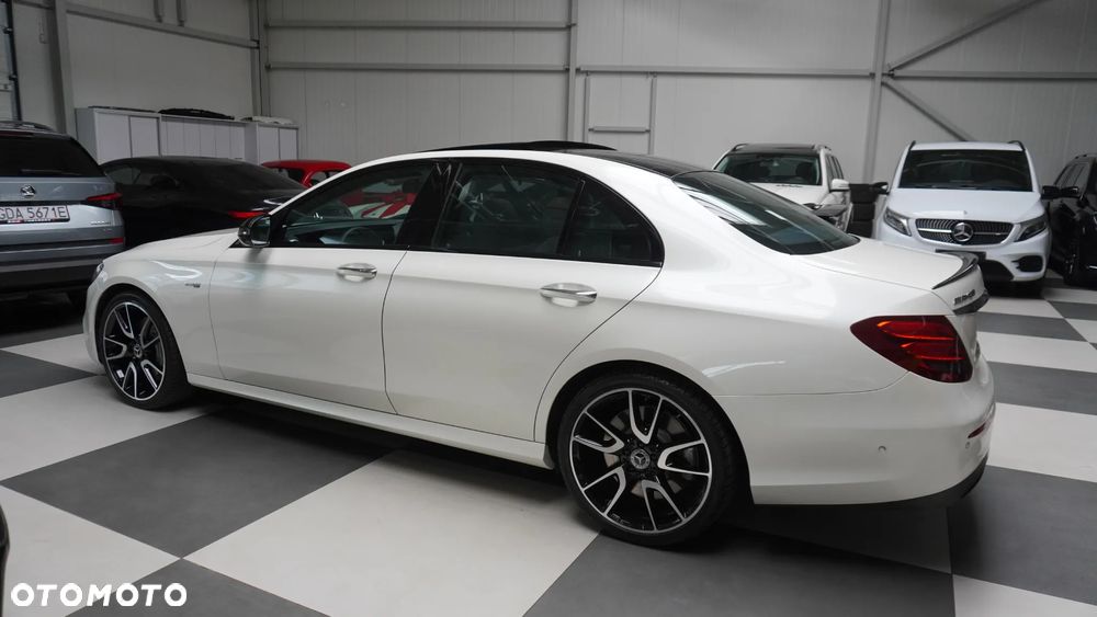 Mercedes-Benz Klasa E - 3