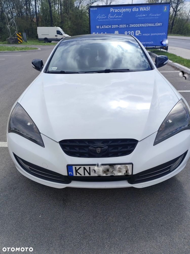 Hyundai Genesis Coupe - 1