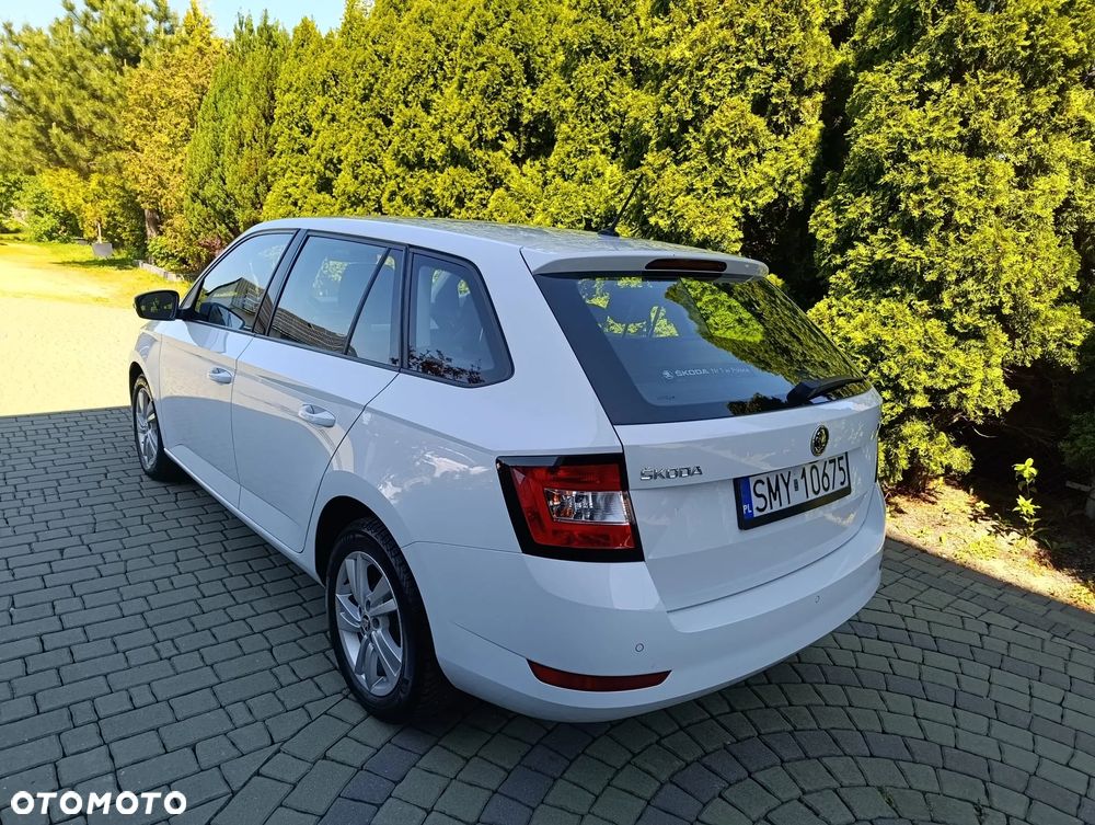 Skoda Fabia 1.0 Style - 4