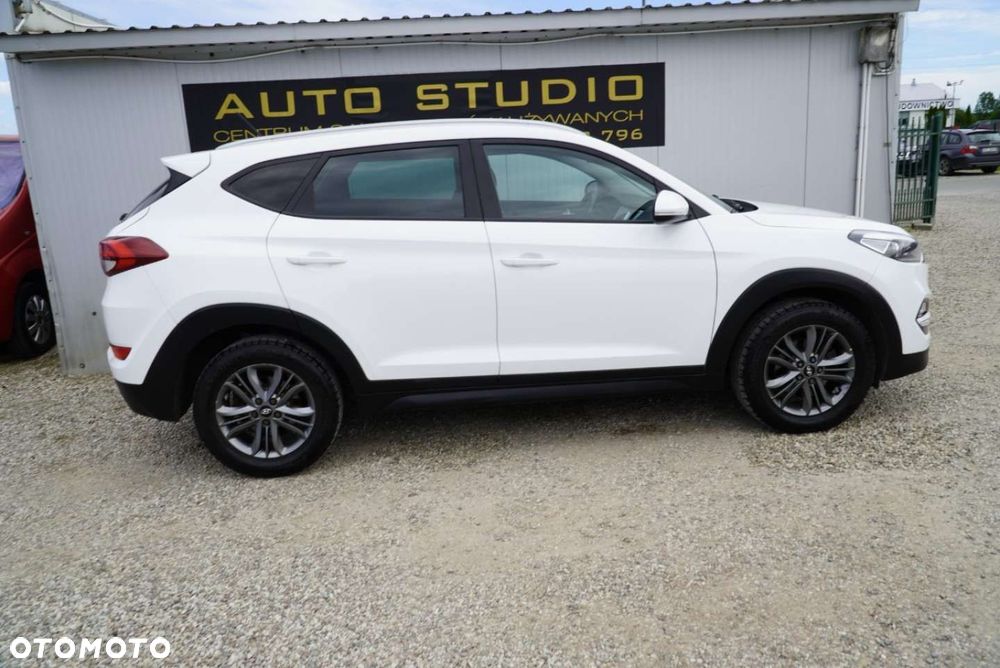 Hyundai Tucson 1.7 CRDI BlueDrive Comfort 2WD - 33