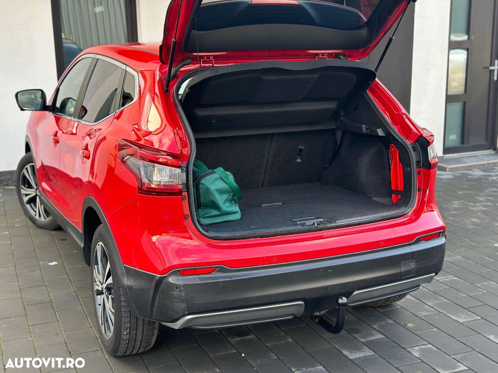 Nissan Qashqai 1.2 DIG-T Xtronic TEKNA+ - 12
