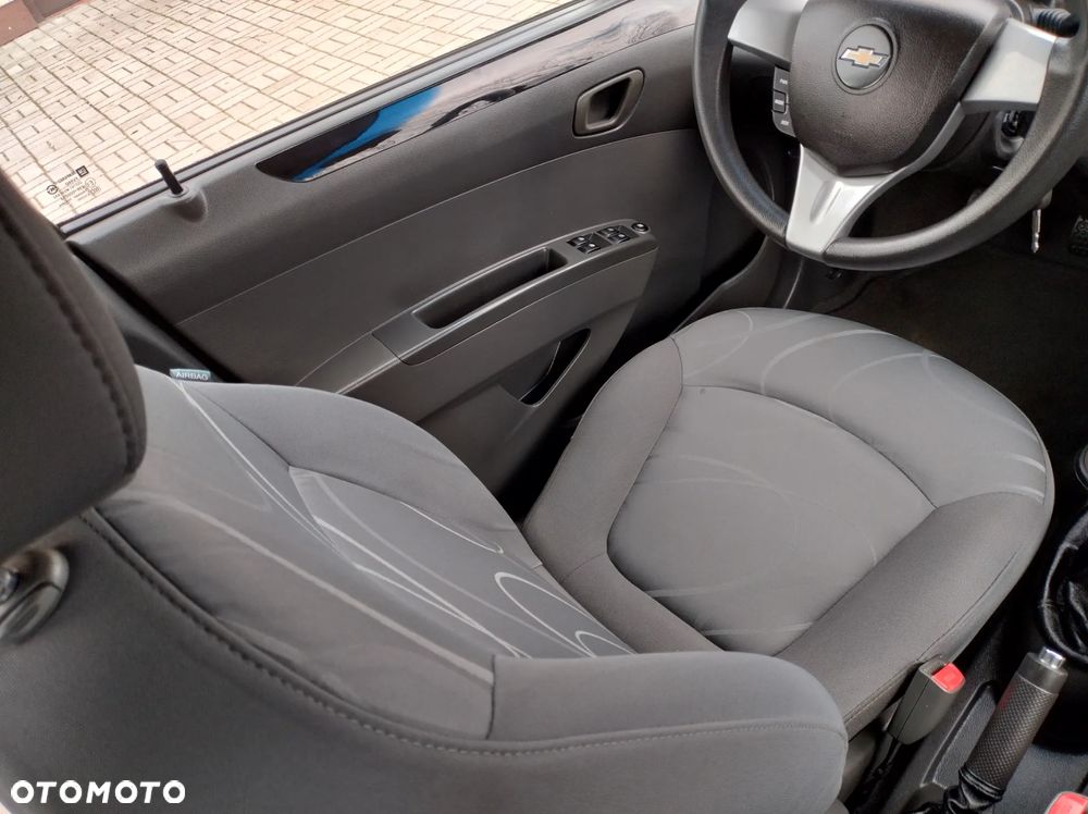 Chevrolet Spark 1.2 LT - 29