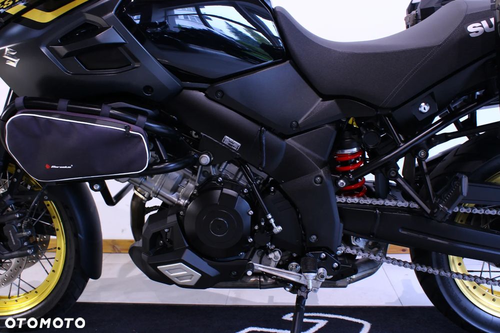 Suzuki DL - 26