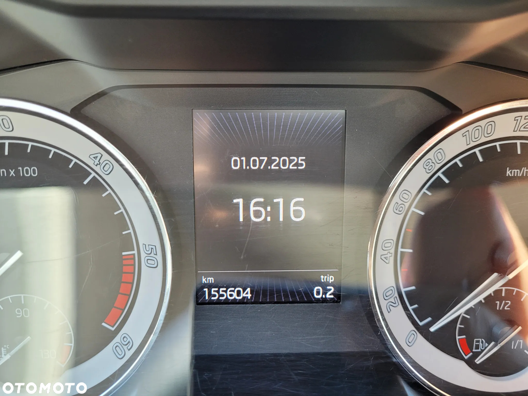 Skoda Superb 2.0 TDI 4x4 L&K DSG - 8