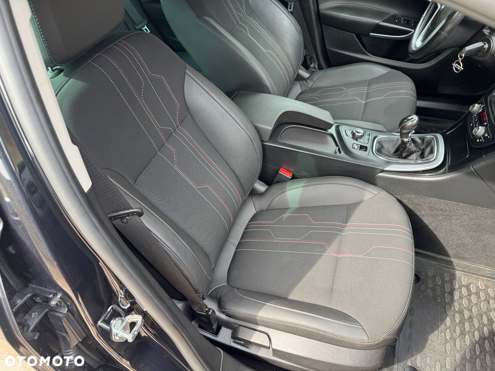 Opel Insignia 2.0 CDTI ecoFLEX Sport - 28