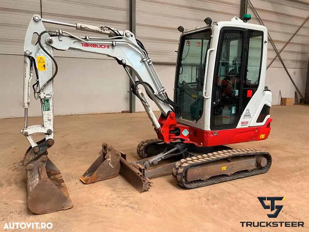 Takeuchi TB 225 | JoyStick | Lama Nivelatoare - 1