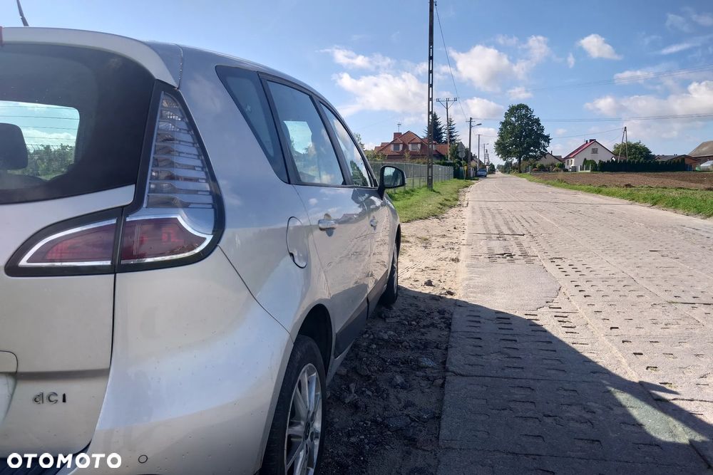 Renault Scenic 1.6dCi Energy TomTom Edition - 8