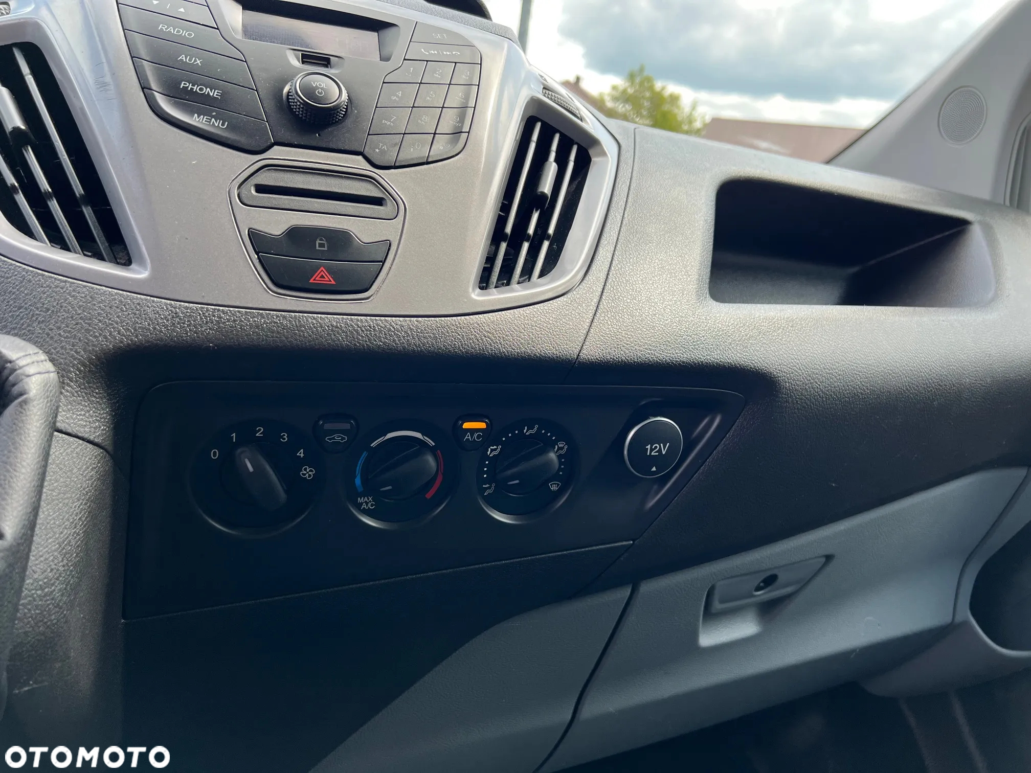 Ford Transit Custom - 13