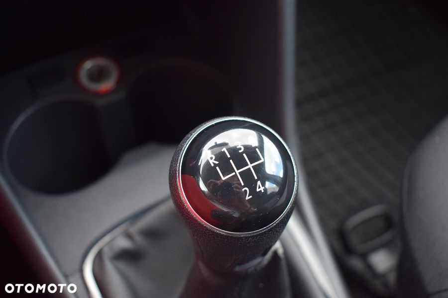 Volkswagen Polo - 18