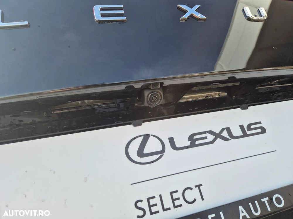 Lexus Seria NX - 8