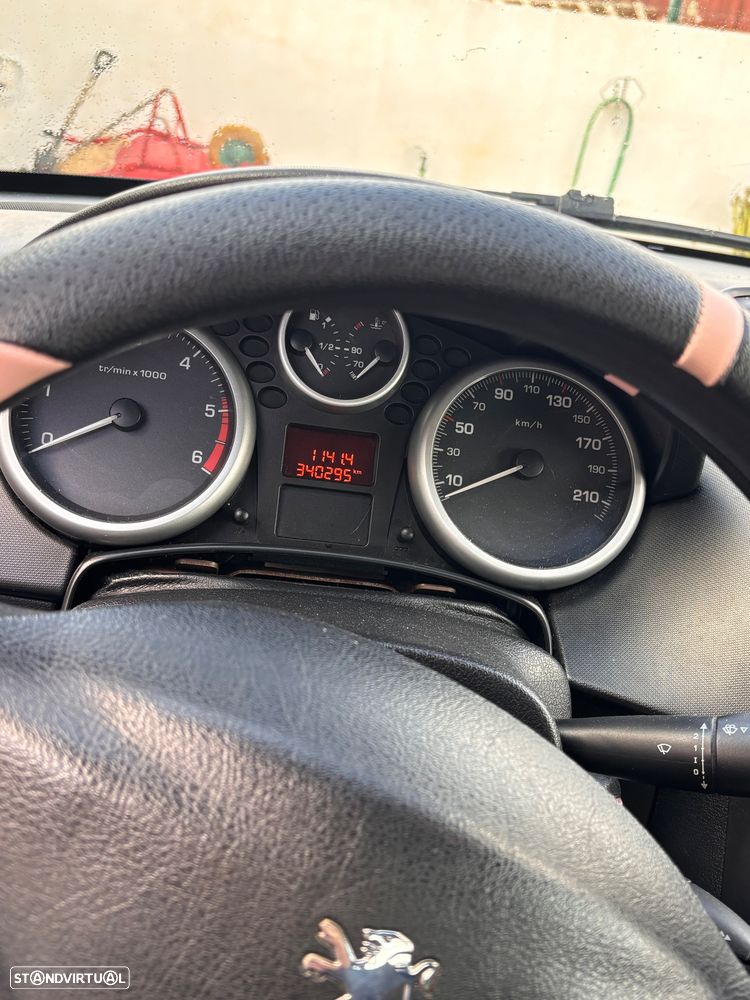 Peugeot 207 1.4 HDi Urban - 6