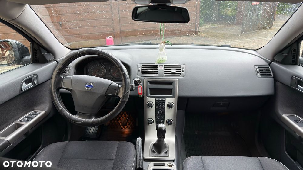 Volvo V50 D2 - 15