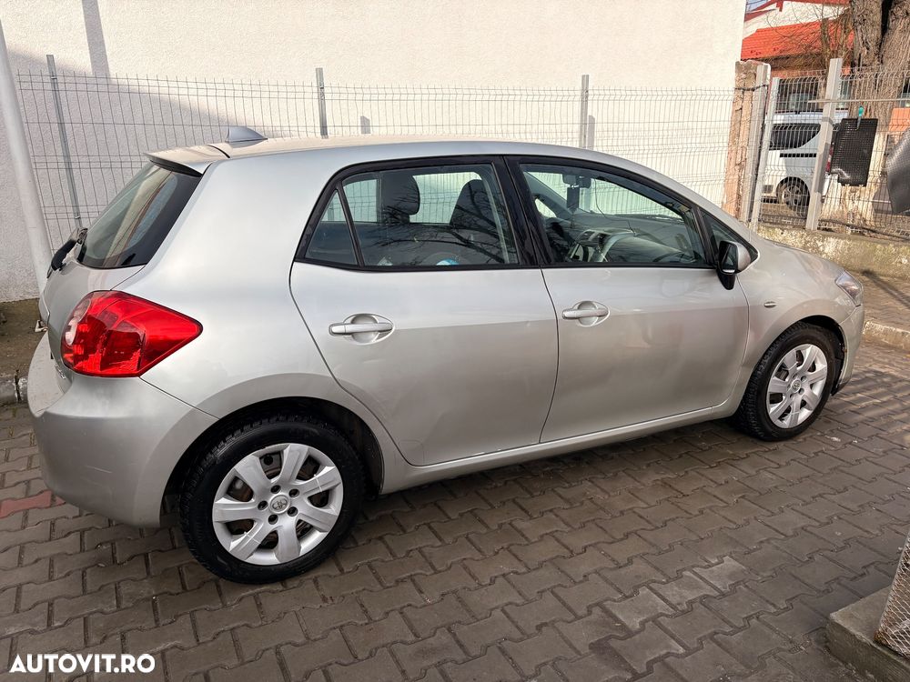 Toyota Auris 1.4 VVT-i - 15