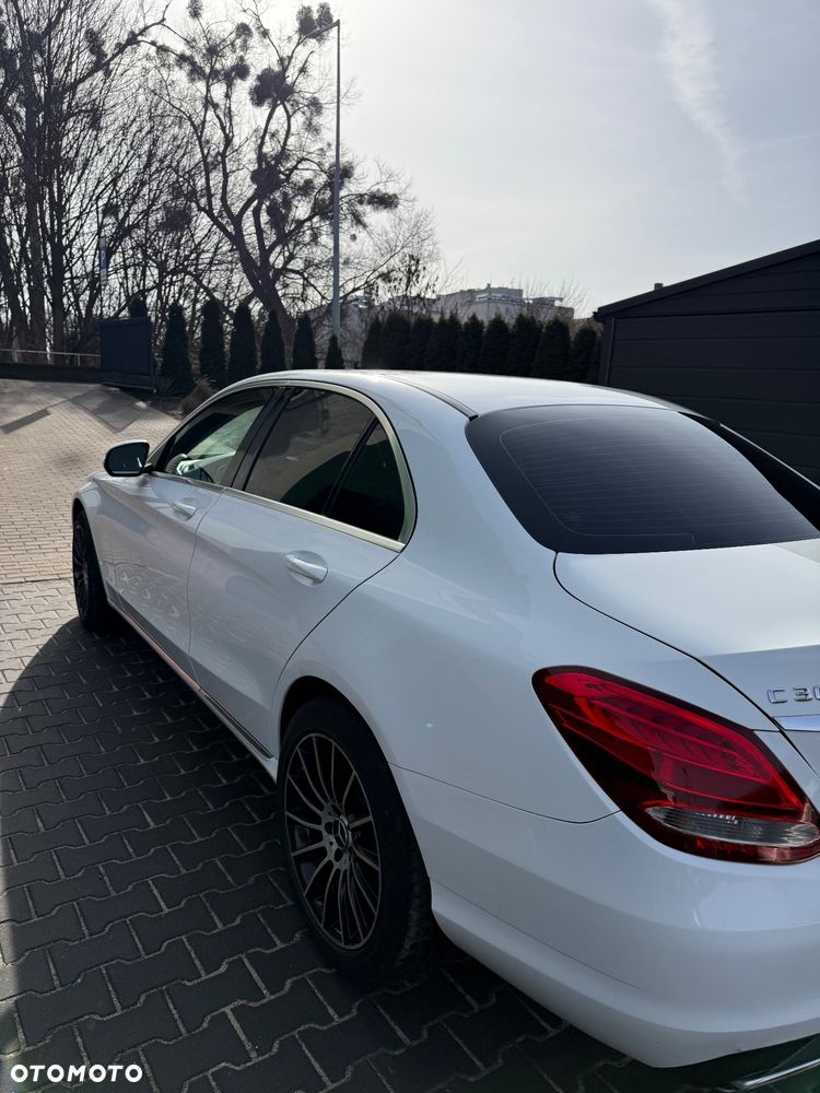 Mercedes-Benz Klasa C 300 7G-TRONIC Avantgarde - 7
