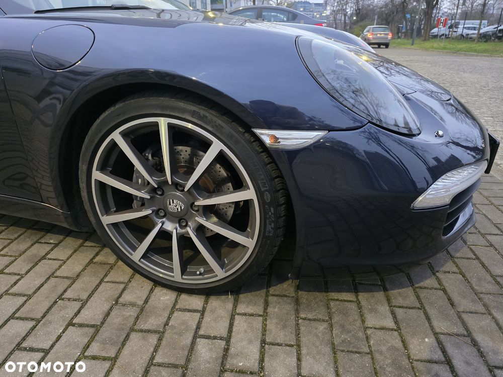 Porsche 911 Carrera PDK - 21