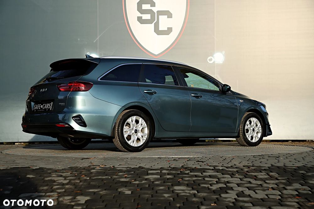 Kia Ceed 1.5 T-GDI M - 12