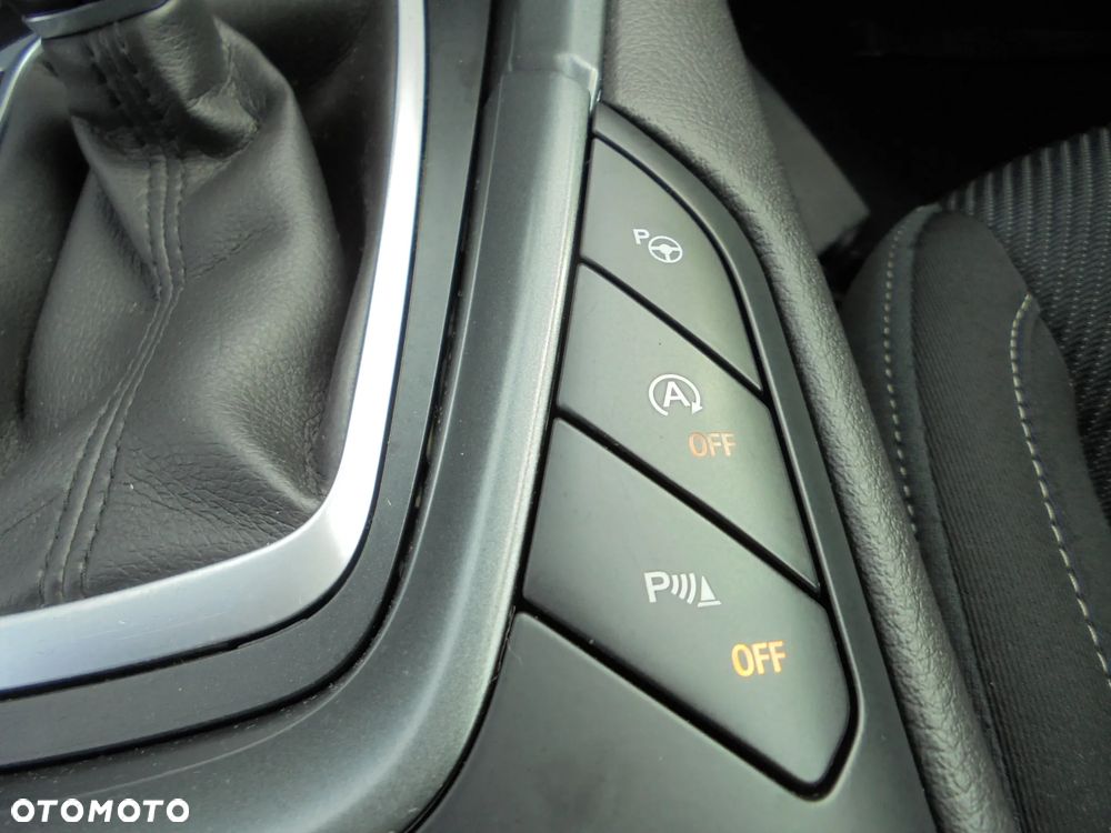 Ford Mondeo 2.0 TDCi Titanium PowerShift - 21