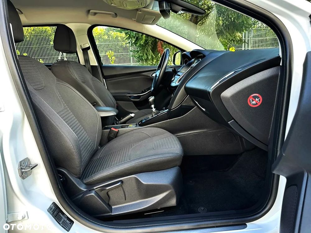 Ford Focus 1.0 EcoBoost Start-Stopp-System TITANIUM STYLE - 8