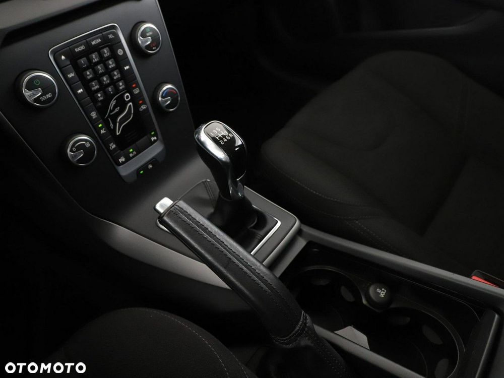 Volvo V40 Cross Country D2 - 27