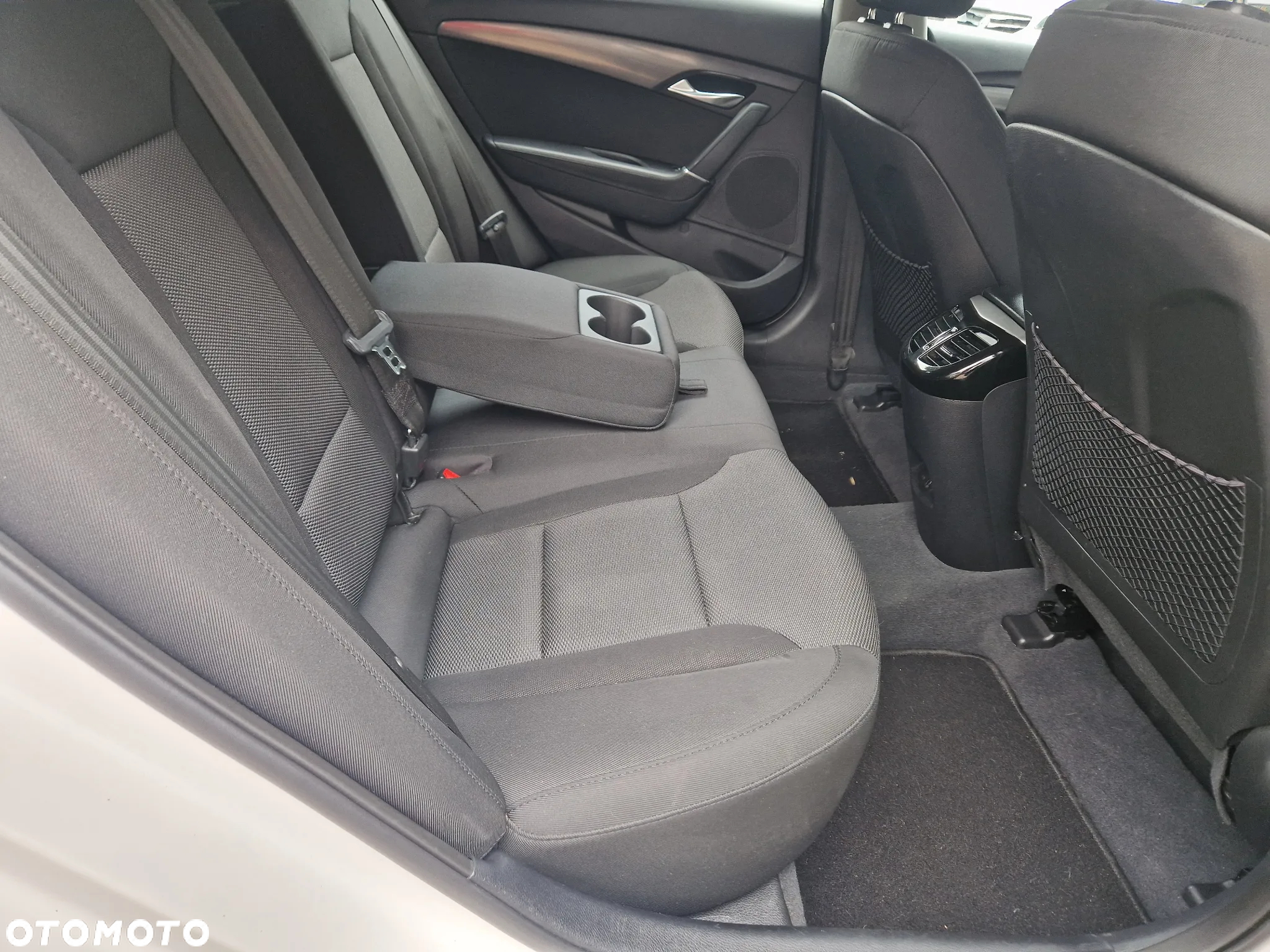 Hyundai i40 Kombi blue 1.6 Family+ - 5