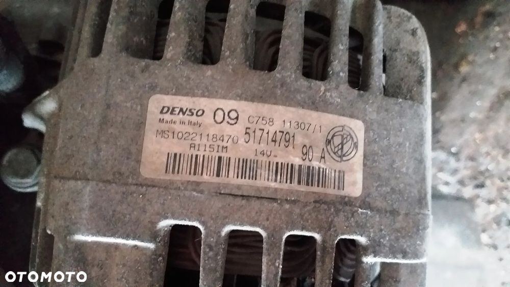 Alternator Fiat Bravo II 51714791 C758 - 1