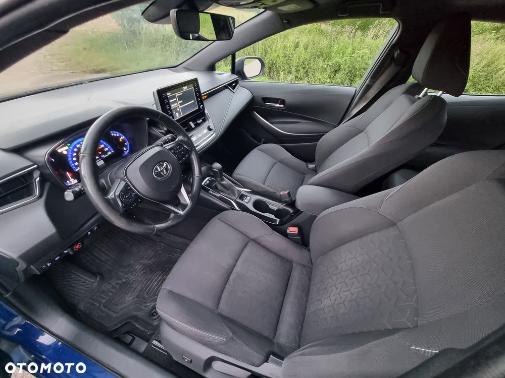 Toyota Corolla - 5