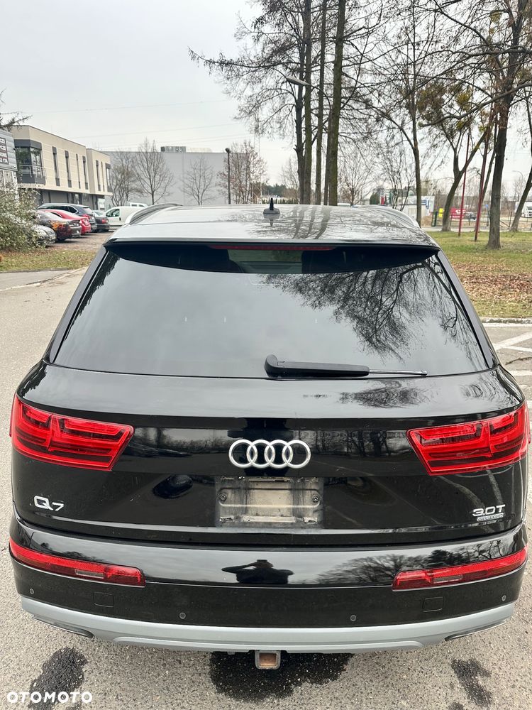 Audi Q7 - 8