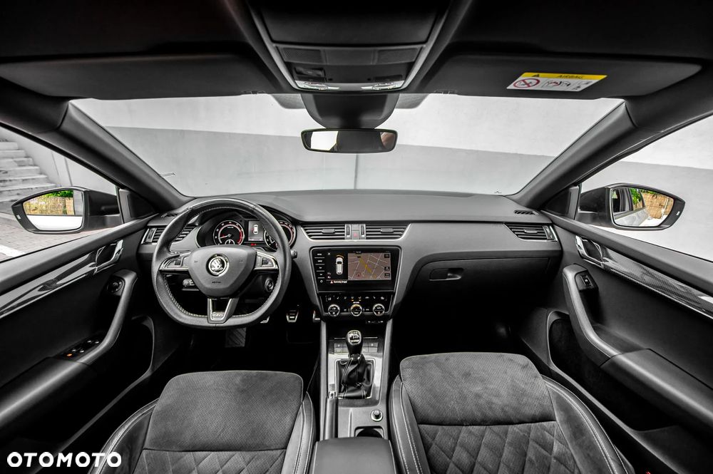 Skoda Octavia 2.0 TSI RS 230 - 30