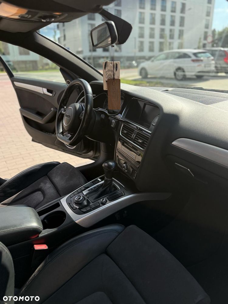 Audi A4 - 12