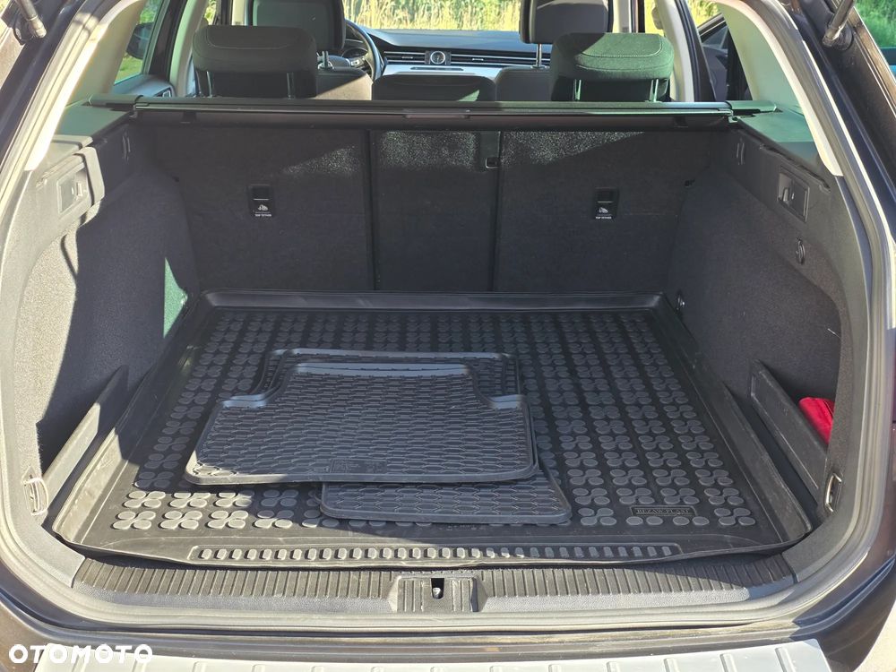 Volkswagen Passat 2.0 TDI BMT Comfortline DSG7 - 9
