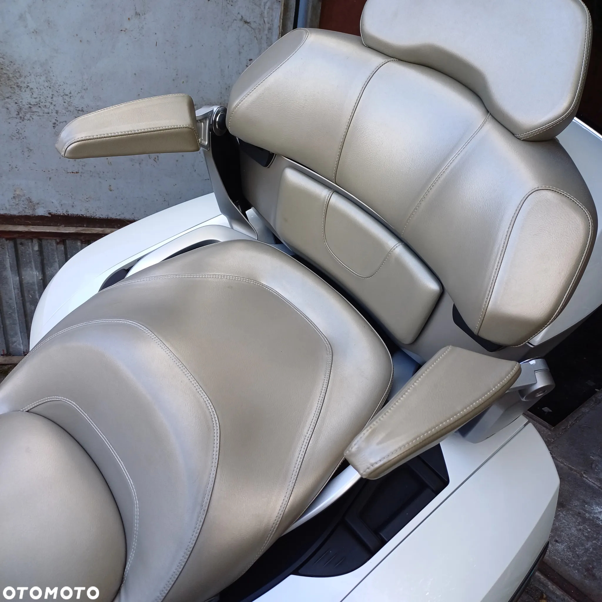 BMW K - 8