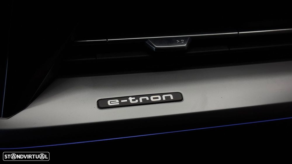 Audi Q4 e-tron 40 82 kWH - 27