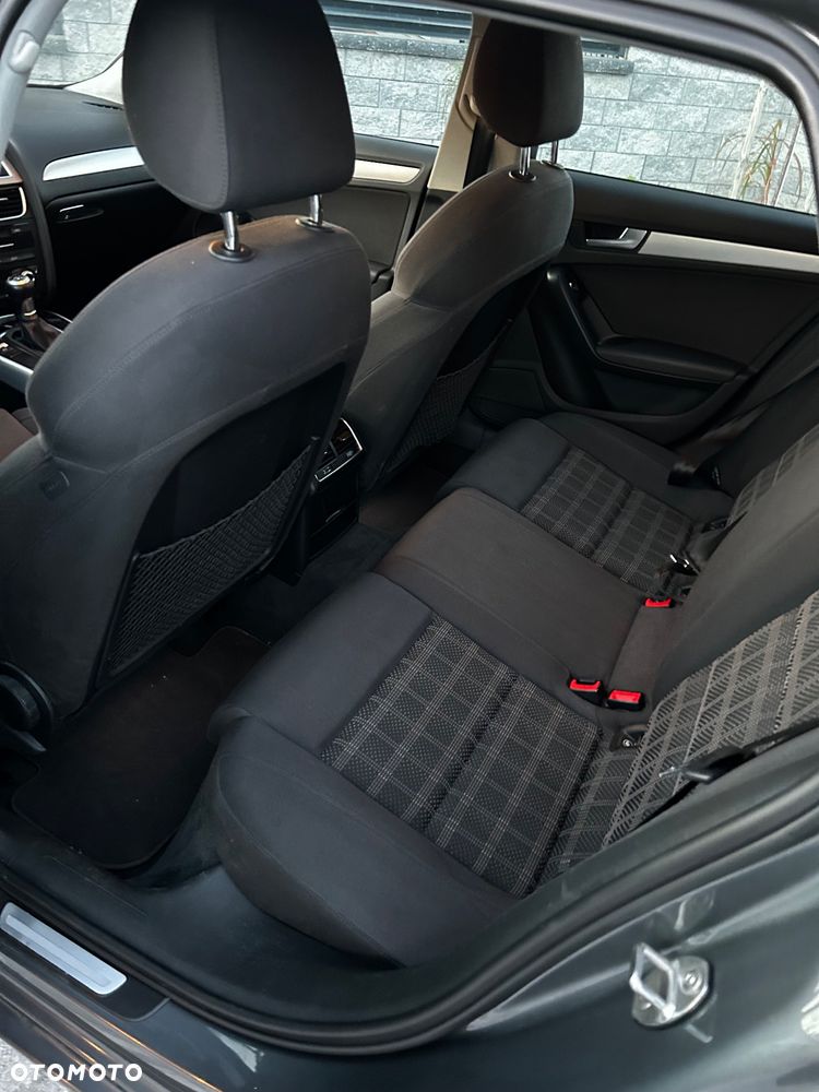 Audi A4 Avant - 13