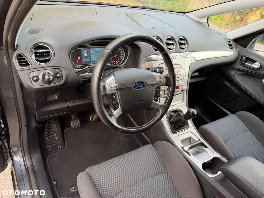 Ford S-Max 2.0 Titanium - 18