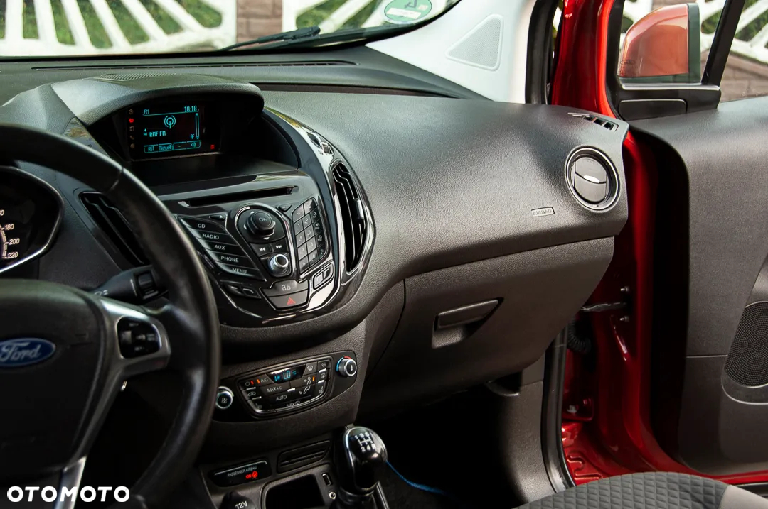 Ford Tourneo Courier 1.0 EcoBoost S&S Trend - 30