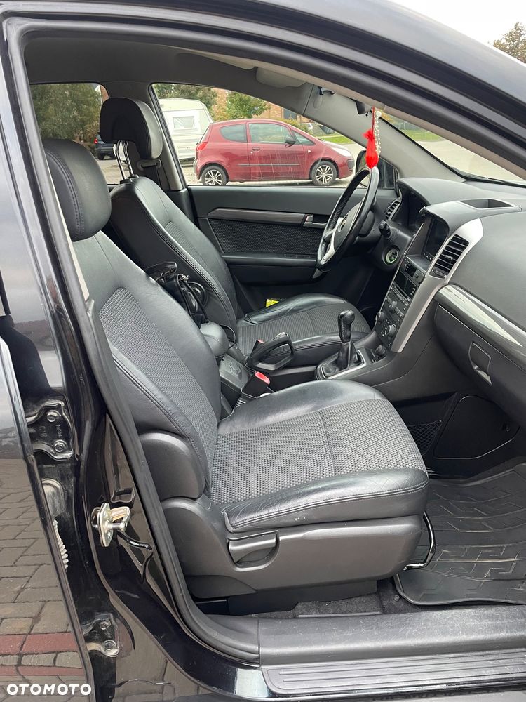 Chevrolet Captiva - 12