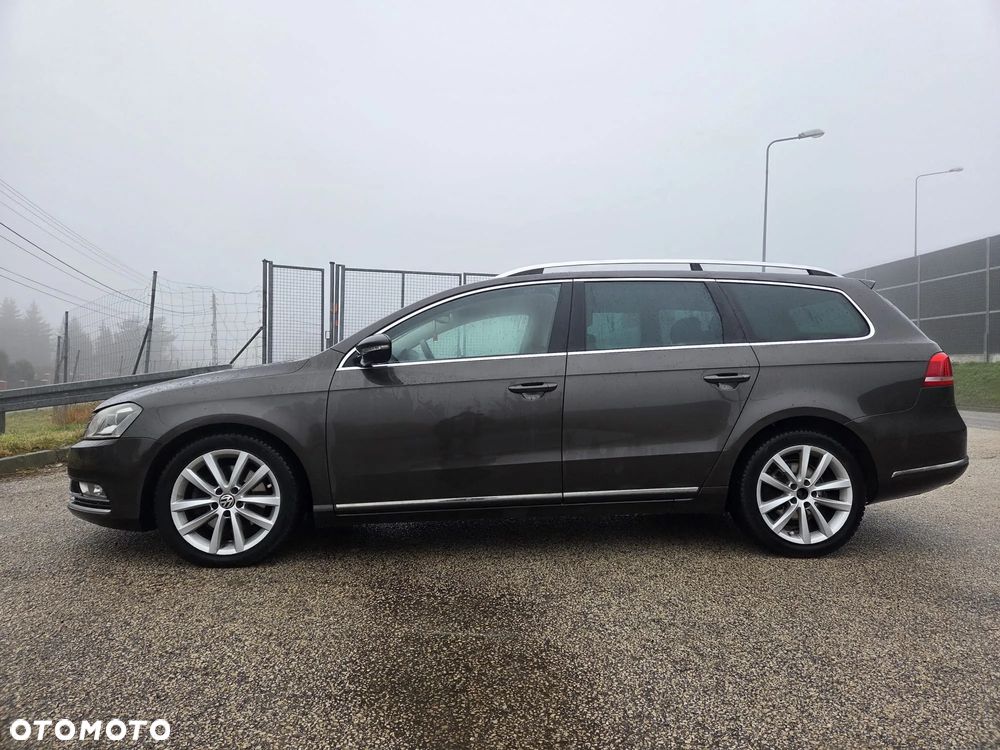 Volkswagen Passat - 2