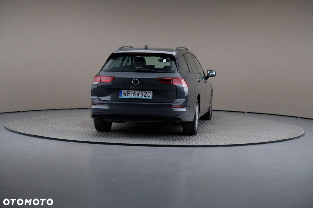 Volkswagen Golf - 5