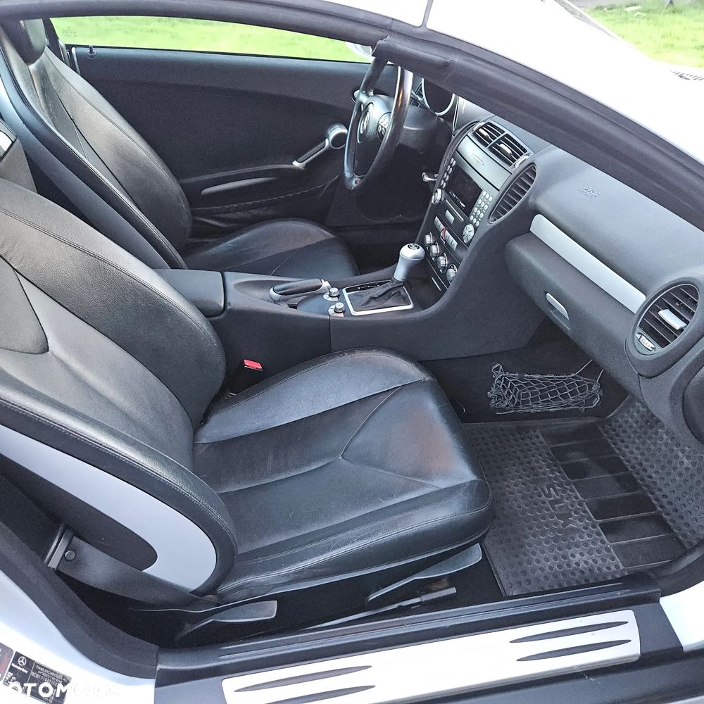 Mercedes-Benz SLK - 14