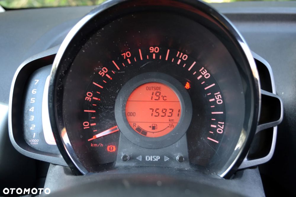 Toyota Aygo - 30
