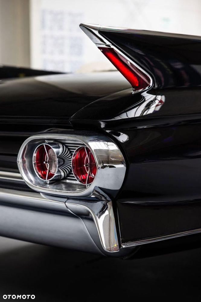 Cadillac Inny - 17
