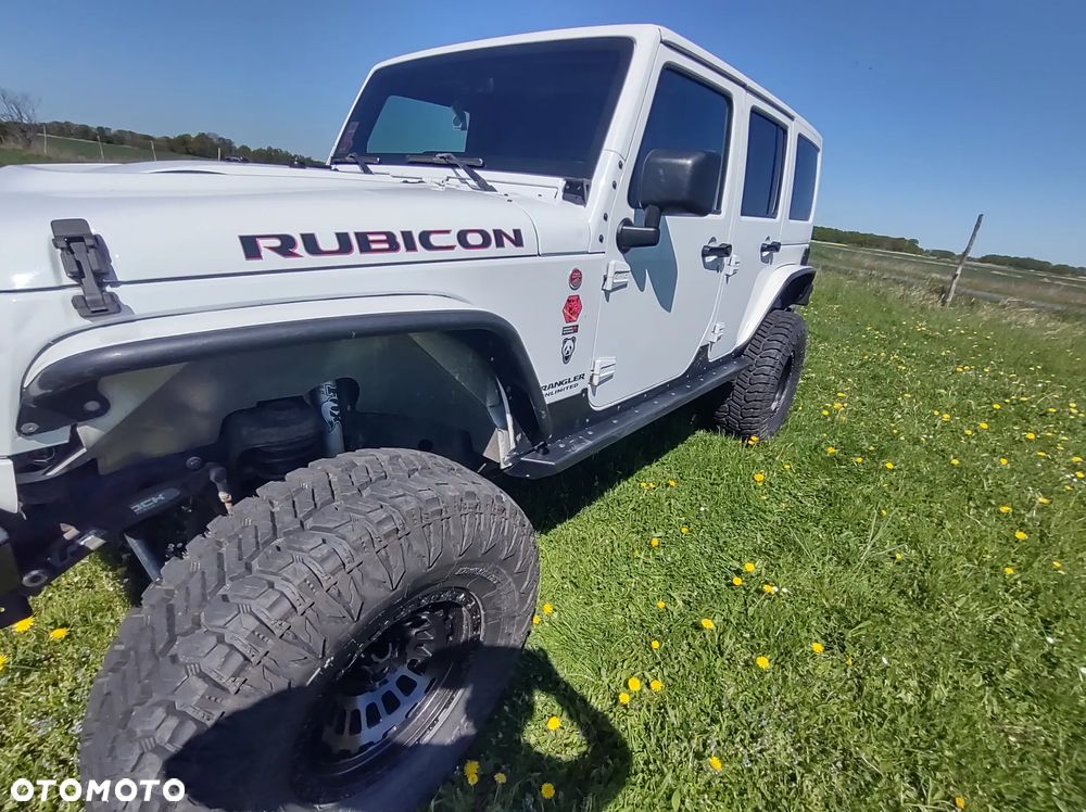 Jeep Wrangler - 8