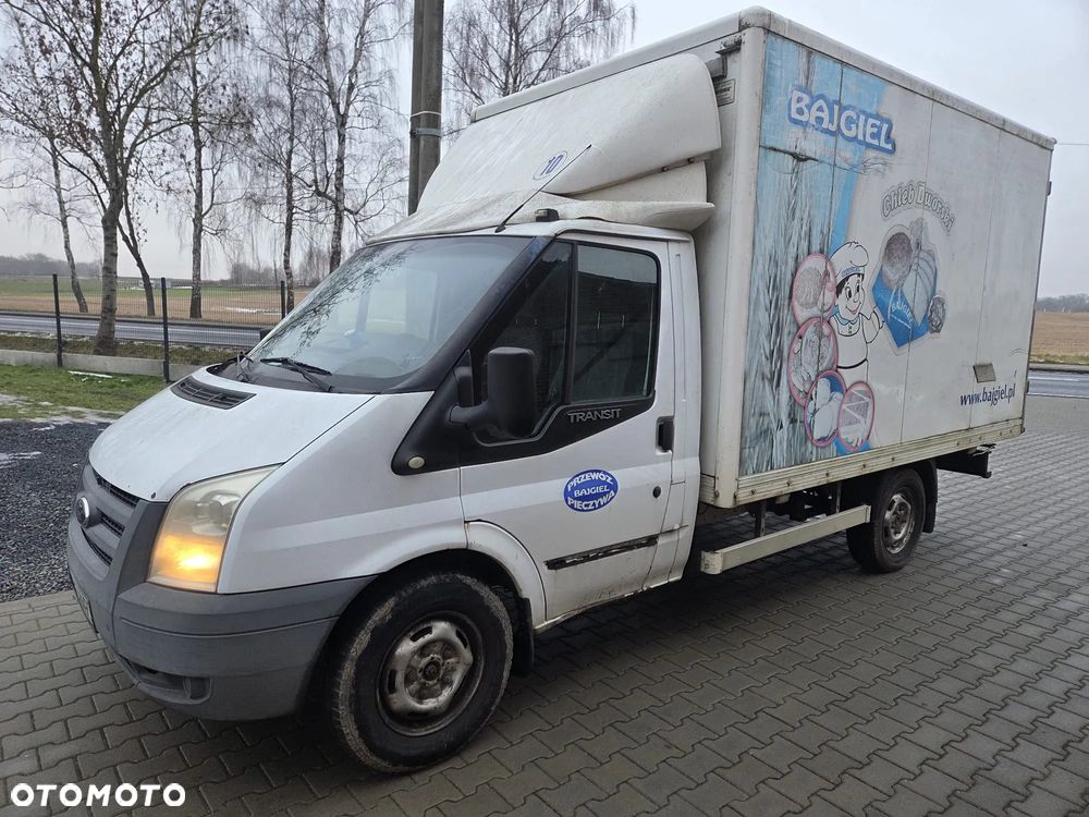 Ford Transit - 6