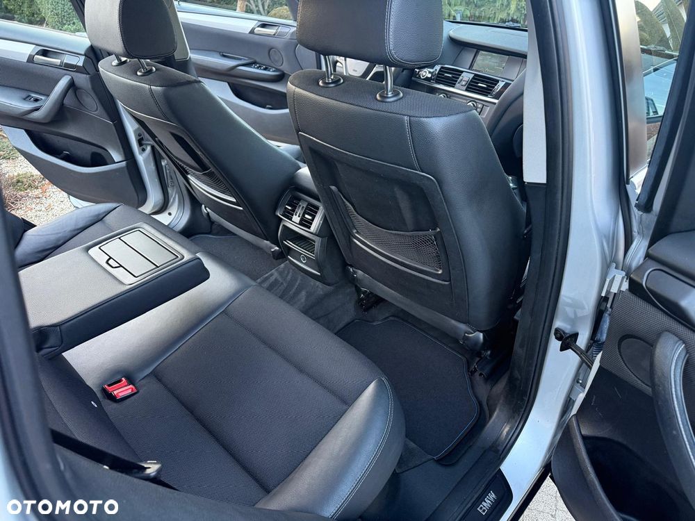 BMW X3 xDrive20d - 11