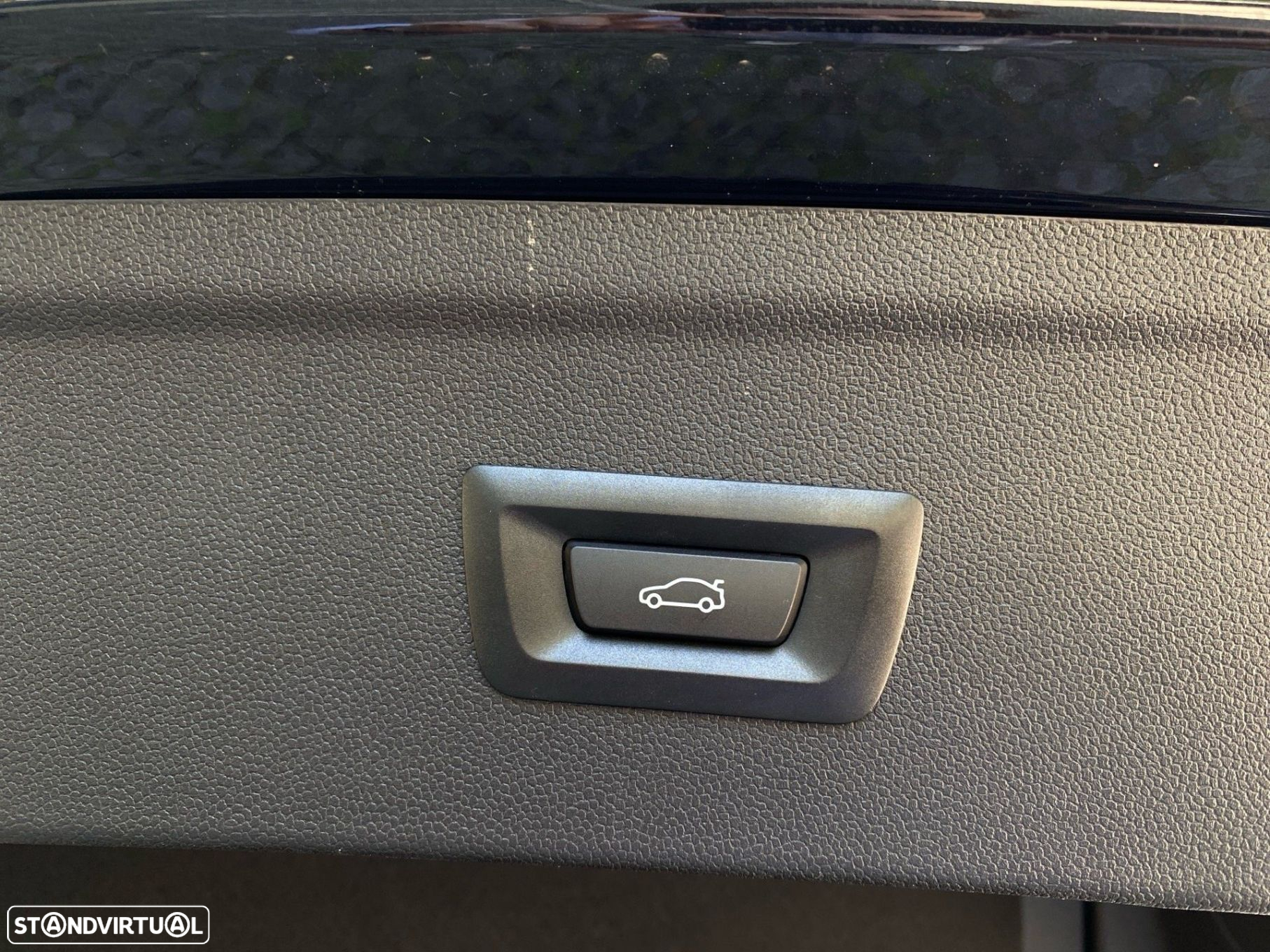 BMW iX xDrive 40 Pack Desportivo - 21