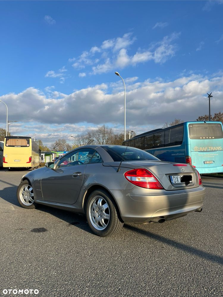 Mercedes-Benz SLK - 12