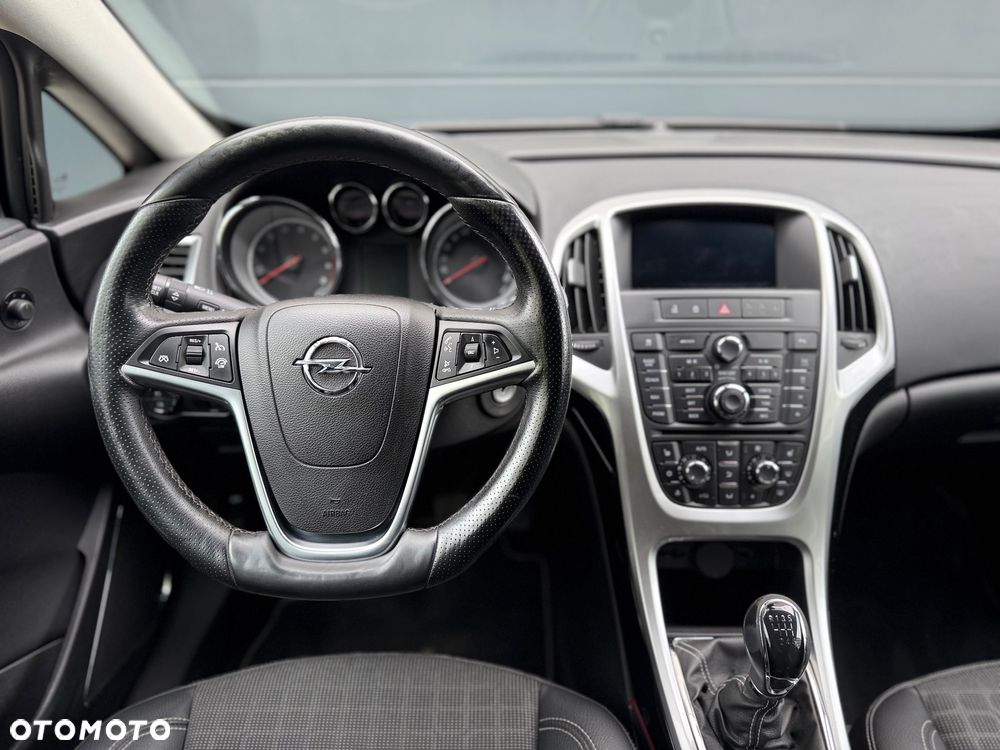 Opel Astra - 10