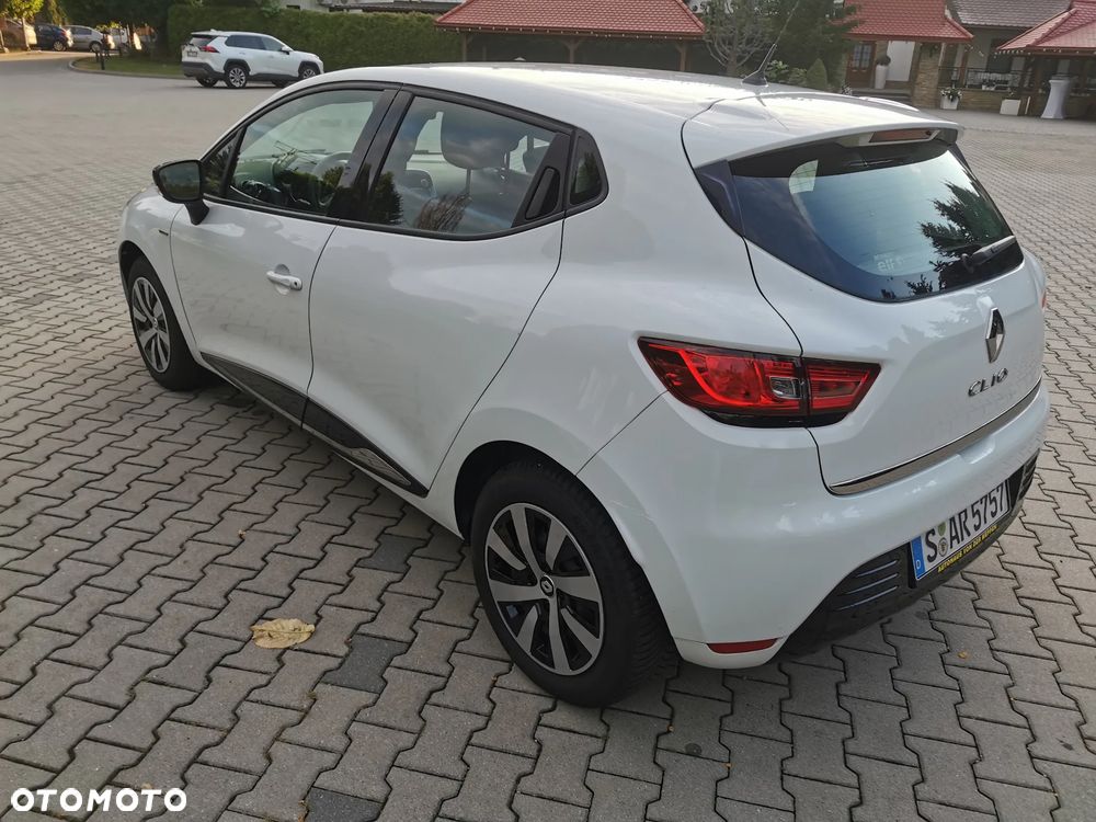 Renault Clio 1.2 16V Limited EU6 - 4
