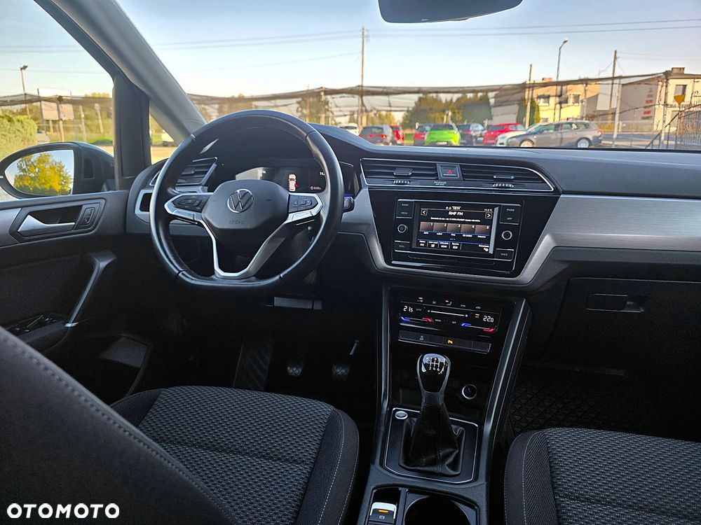 Volkswagen Touran 1.5 TSI ACT OPF Move - 22
