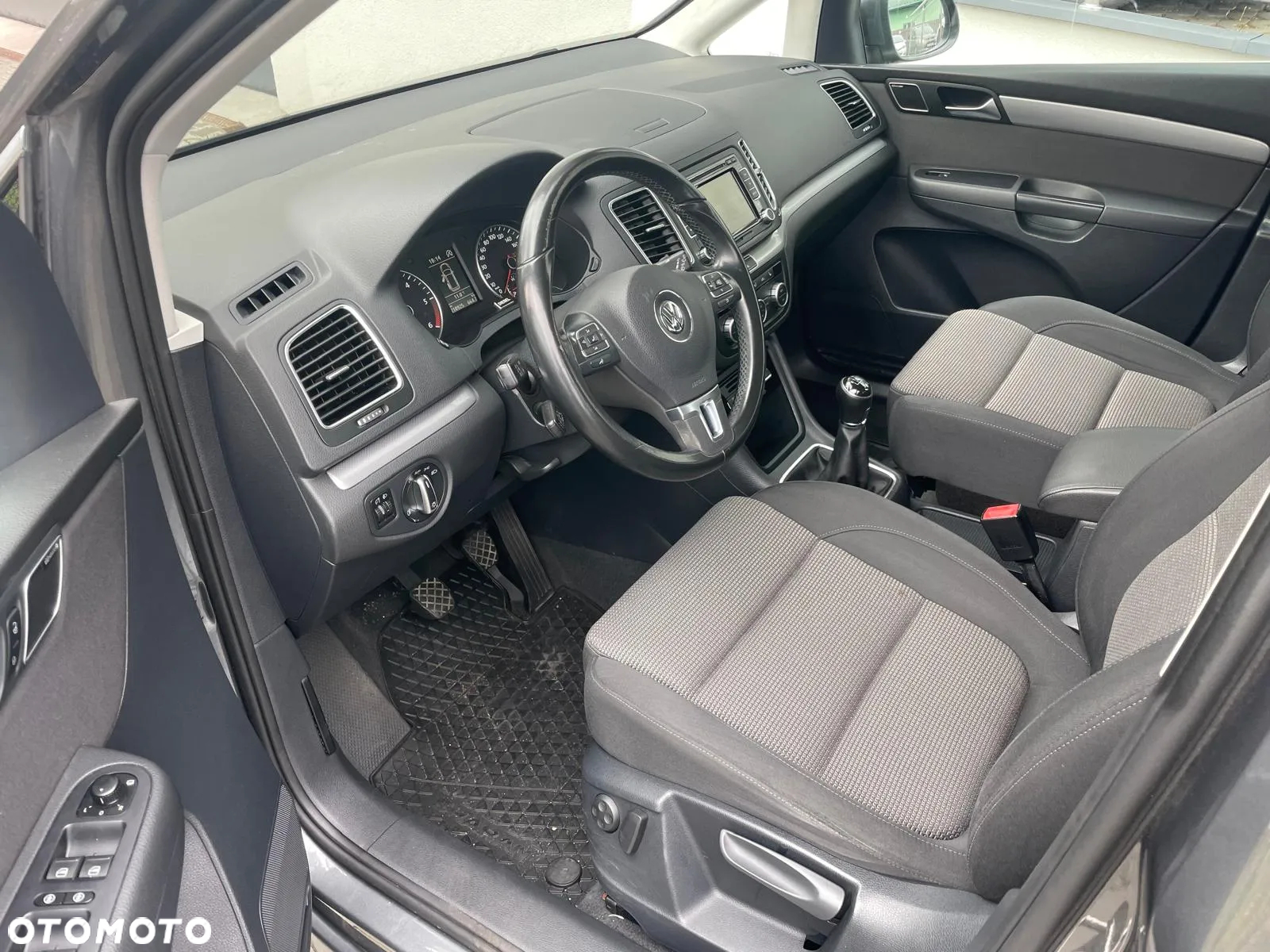 Volkswagen Sharan 2.0 TDI BlueMotion Technology Highline - 8